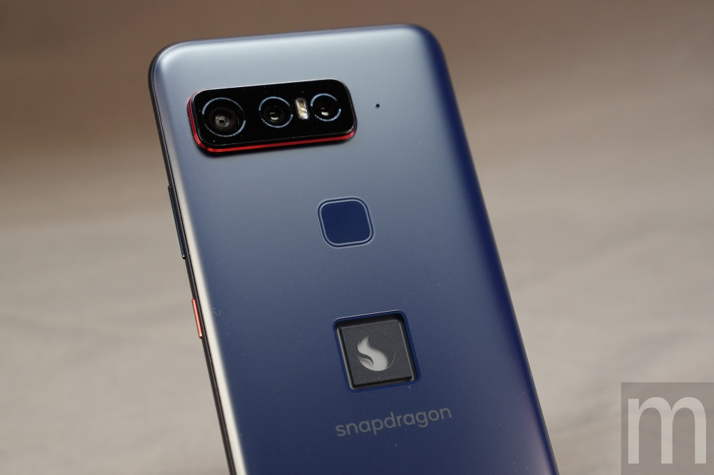 Snapdragon Insiders 12 - 完整Snapdragon處理器應用體驗，由Qualcomm與華碩攜手打造粉絲向手機開箱