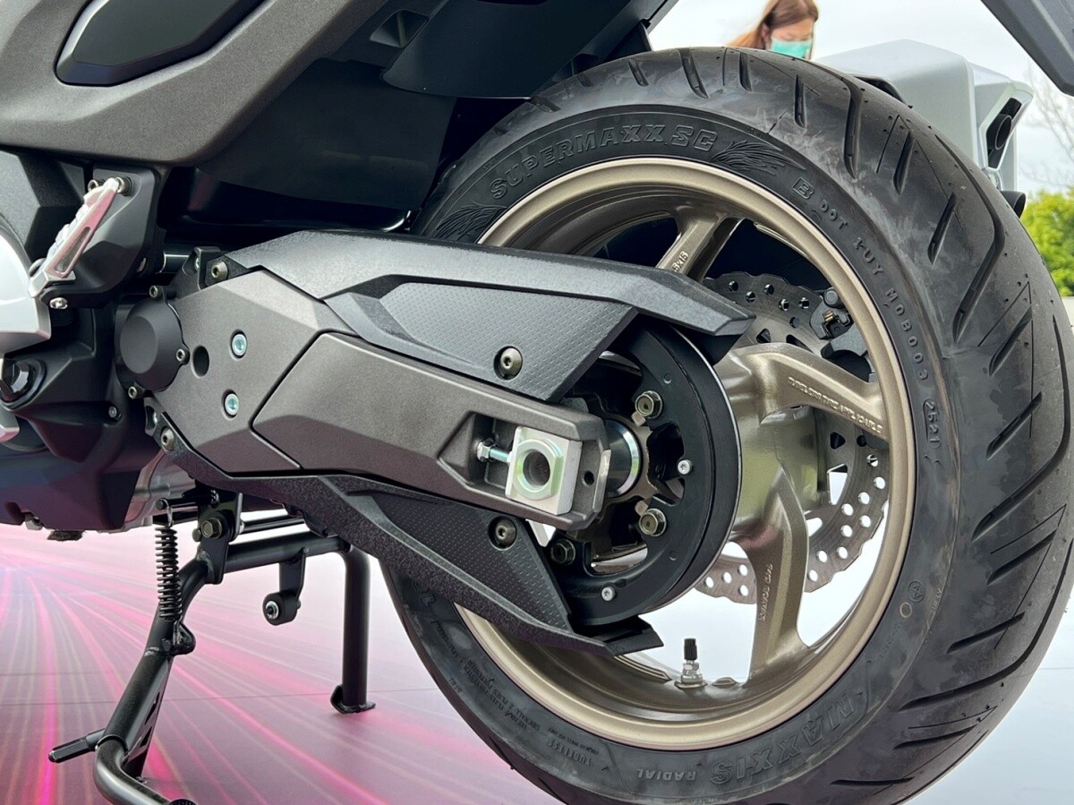 KYMCO CV3 AK550 19 - 光陽 KYMCO 發表全新車款：三輪 CV3 明年正式問世