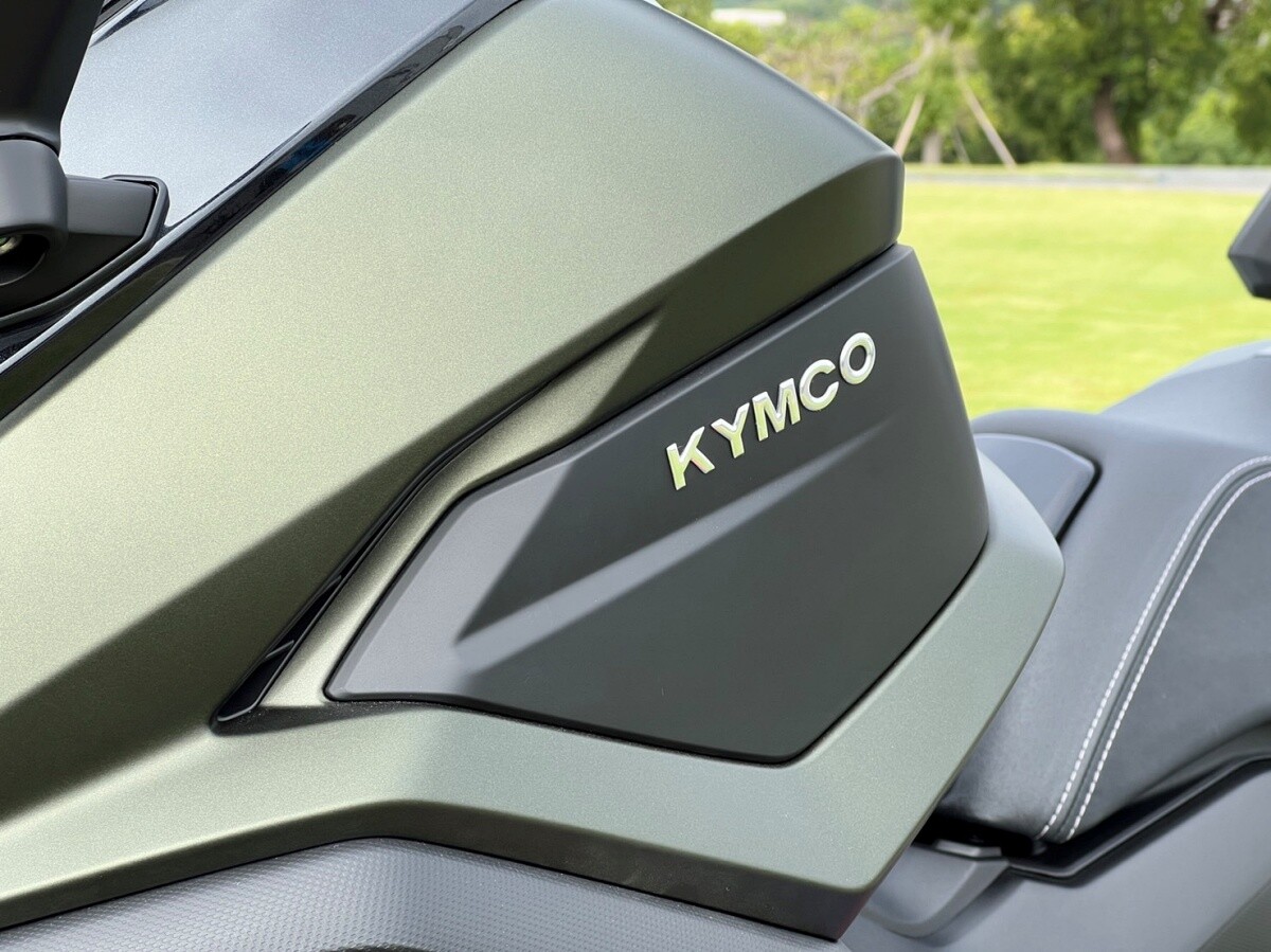 KYMCO CV3 AK550 21 - 光陽 KYMCO 發表全新車款：三輪 CV3 明年正式問世