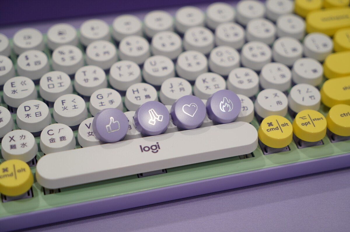 LFU07733 - Logitech 羅技 POP KEYS+POP MOUSE POP潮玩無線鍵鼠組開箱