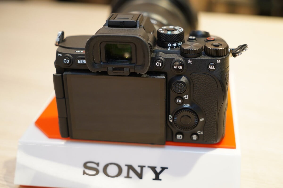 sony a7r5 ilce 7rm5 1108 18 - Sony 全片幅數位相機 α7R V 在台上市日期與正式價格發表